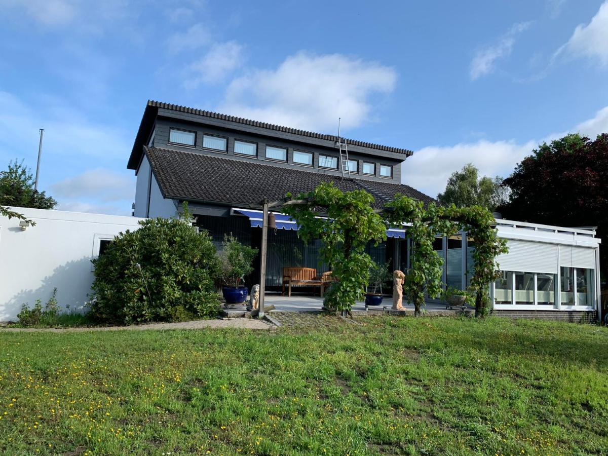 Holiday In Der Lueneburger Heide Bispingen Exterior foto
